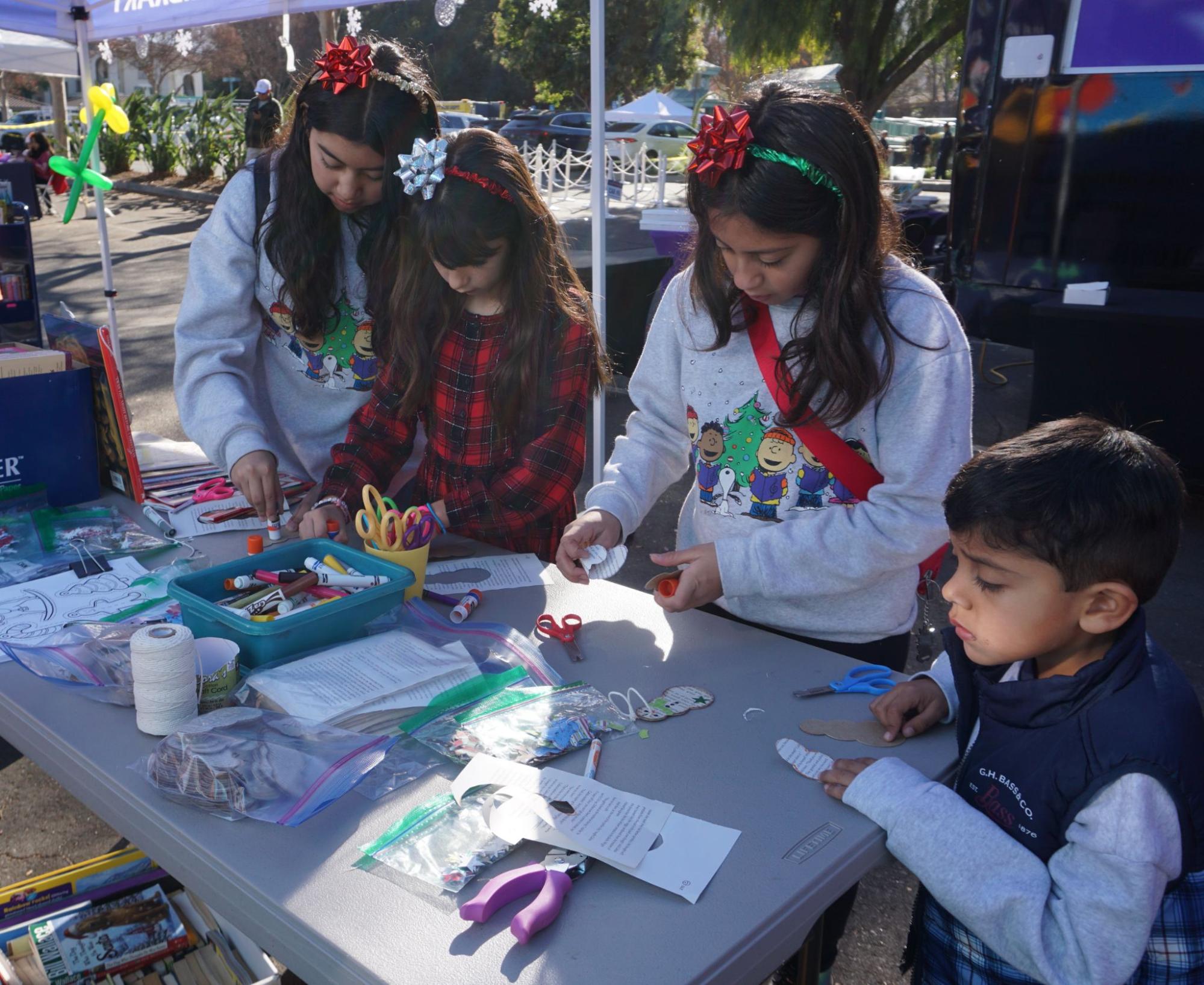 AR24-25 Community Events Crafts