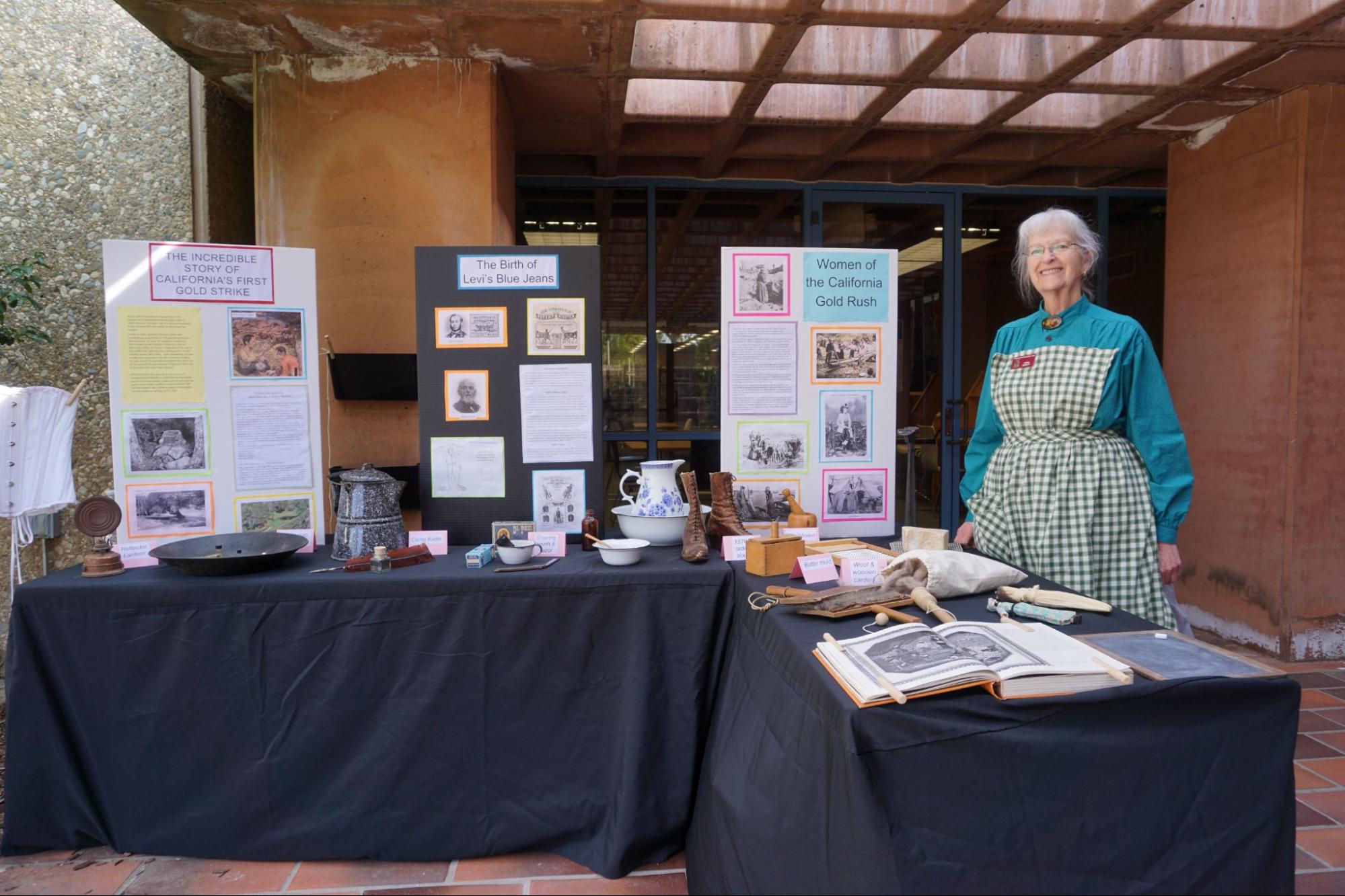 AR2425 RAA Carousel History