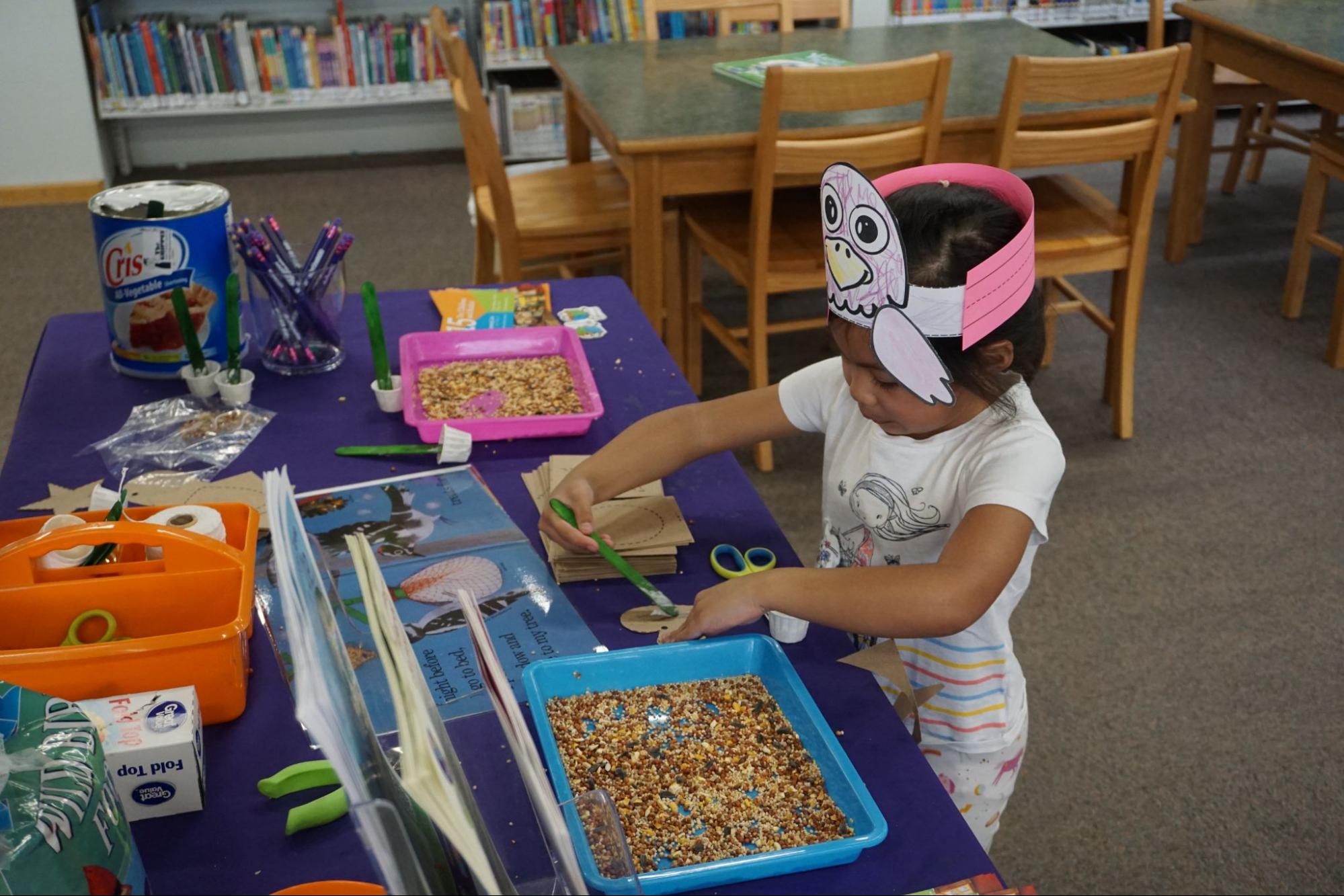 AR2425 RAA Carousel Craft